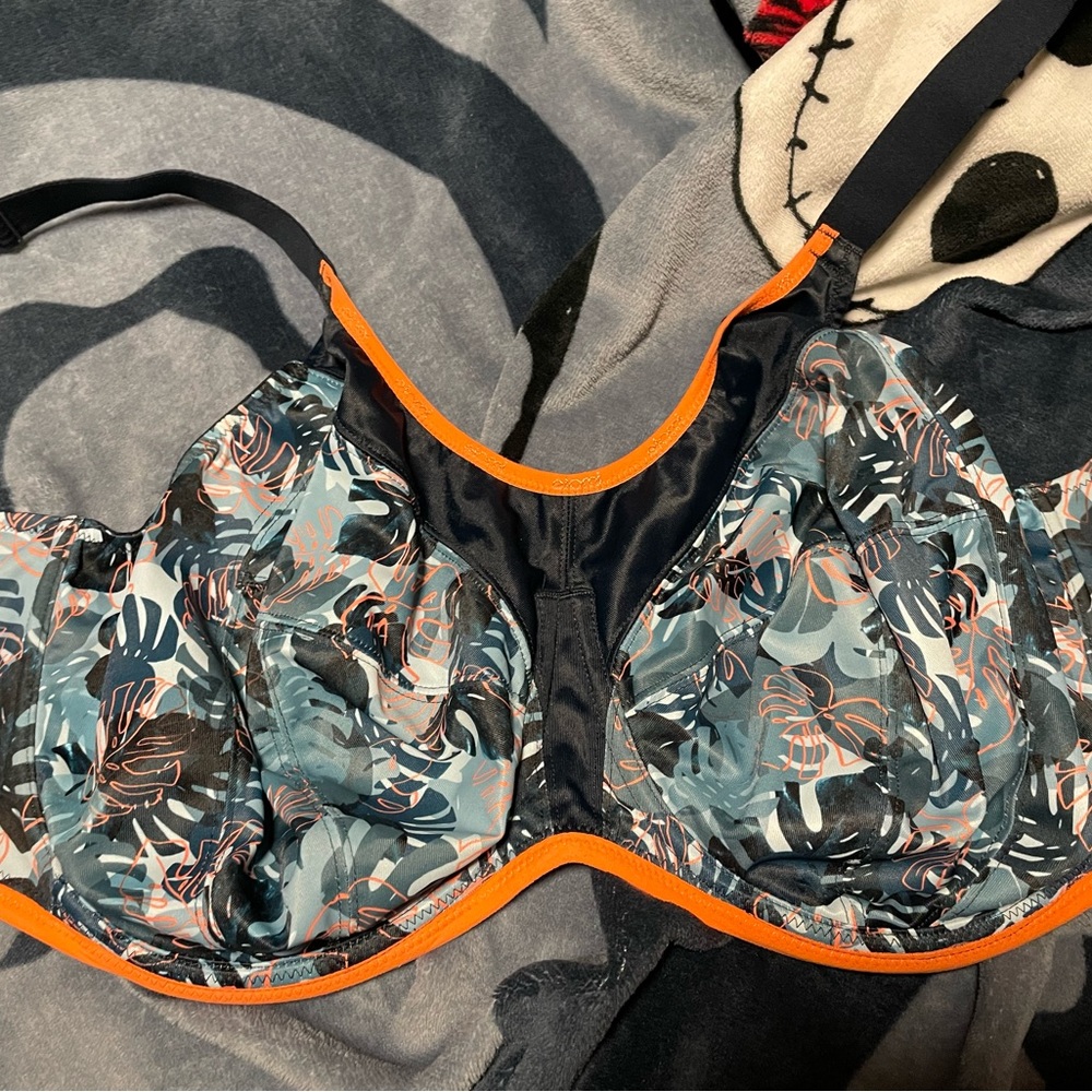 Elomi 36H UK (36K US) Sports Bra
